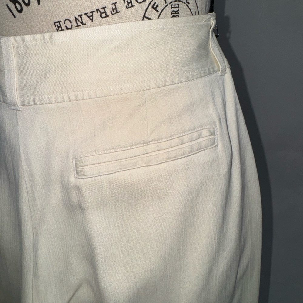 EUC: Dressy Tommy Bahamas Ivory 100% Silk Pants - Picture 6 of 7